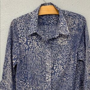 Coldwater Creek Blue and White Casual Shirt